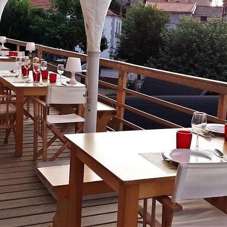 Glamping Hills Hotel Santa Comba de Rossas Exterior foto