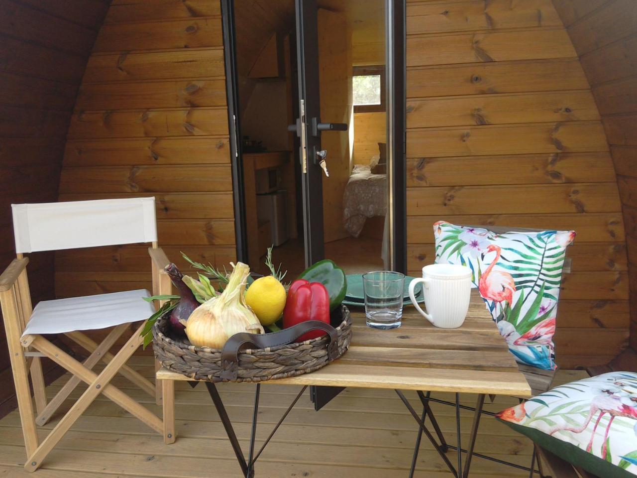 Glamping Hills Hotel Santa Comba de Rossas Exterior foto