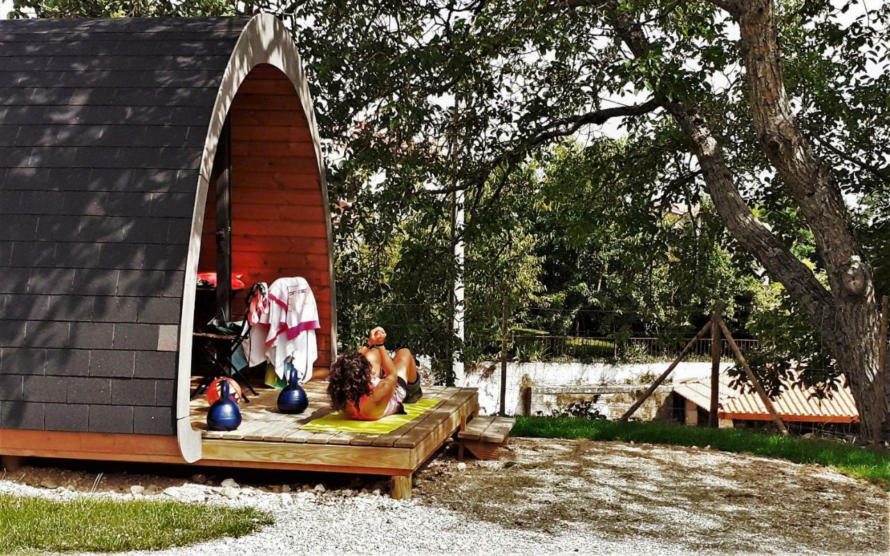 Glamping Hills Hotel Santa Comba de Rossas Exterior foto