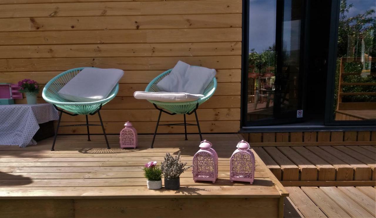 Glamping Hills Hotel Santa Comba de Rossas Exterior foto