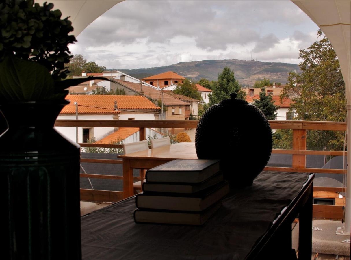 Glamping Hills Hotel Santa Comba de Rossas Exterior foto